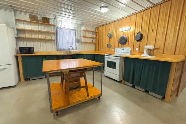 $480,000 | 32738 Highway 71, Menahga, MN 56464