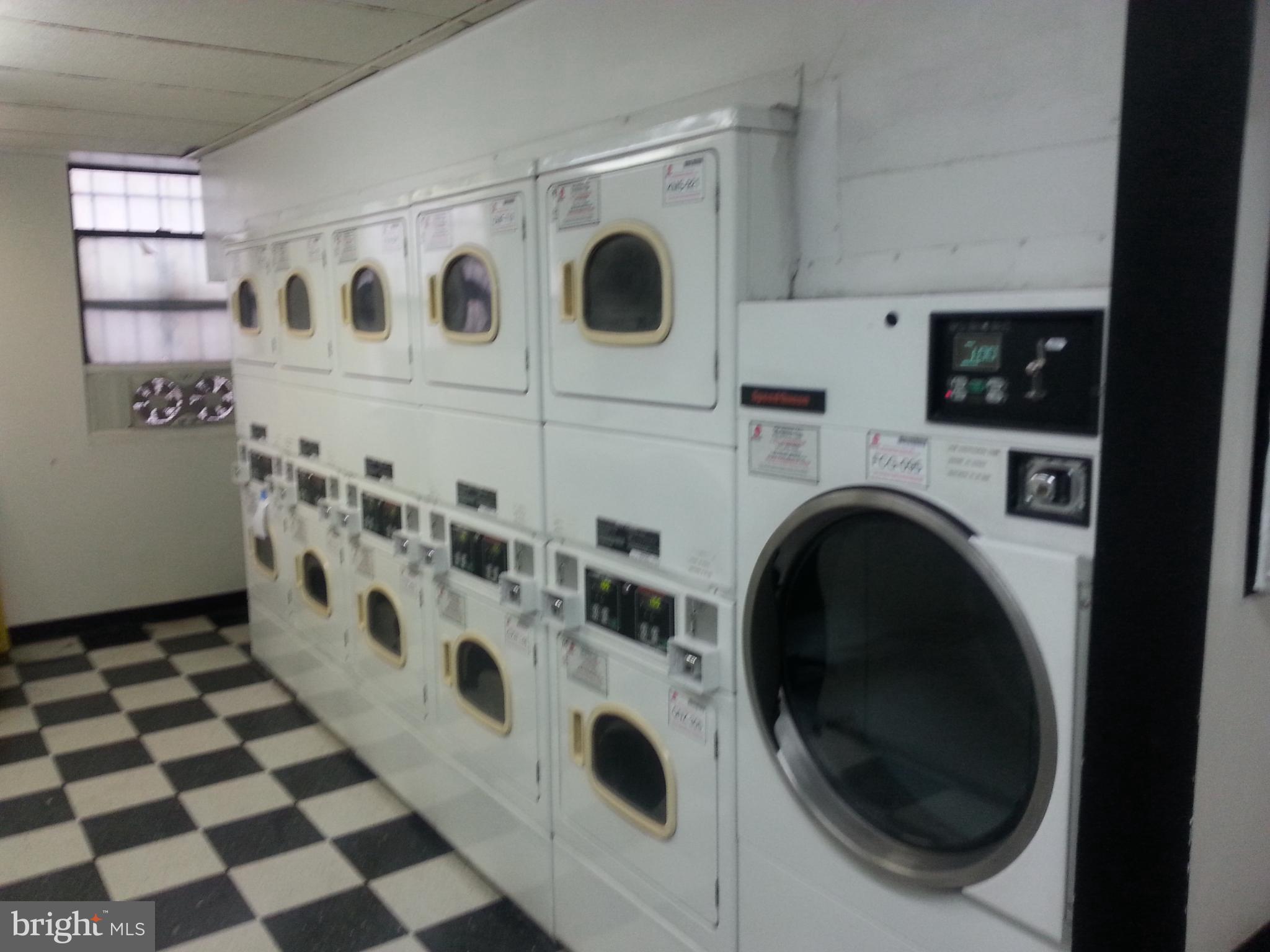 1 Scott Circle Northwest, Unit 203 Washington, DC 20005 - Photo 9 of 17 Lots of machines for use!