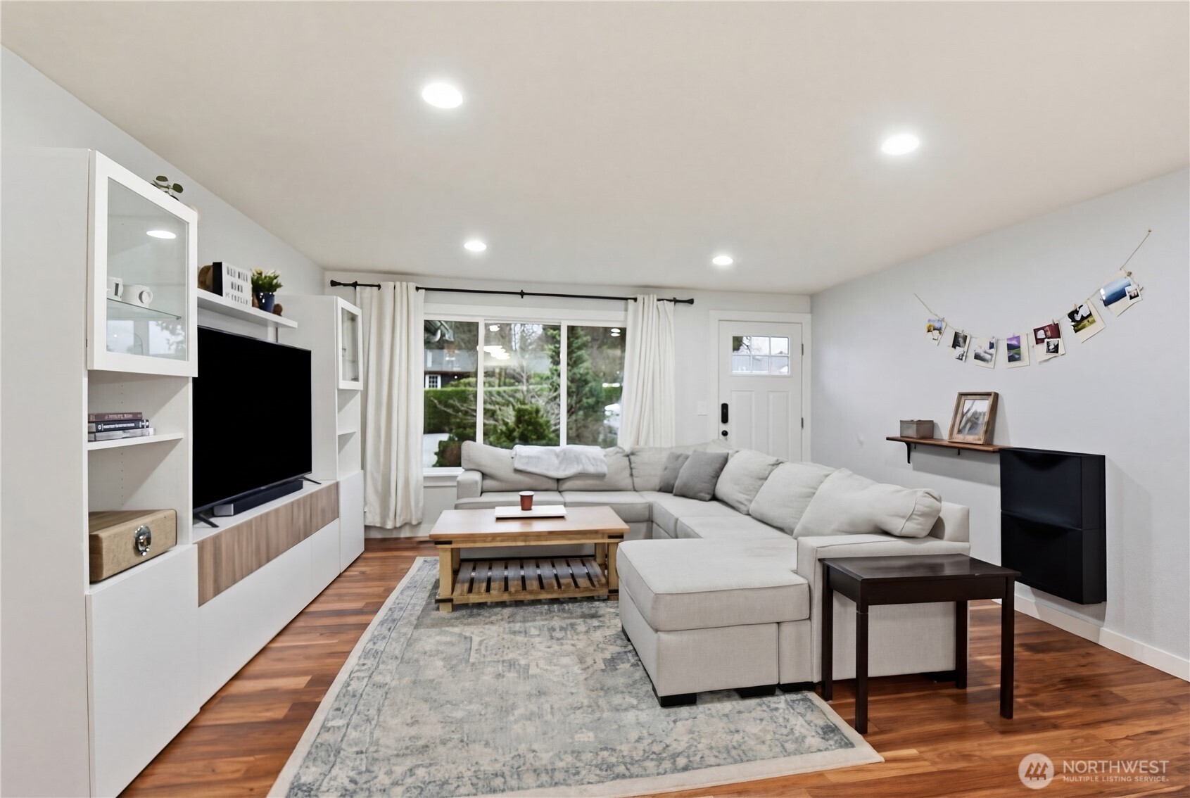 422 216th Street Southwest Bothell, WA 98021 - Photo 4 of 22