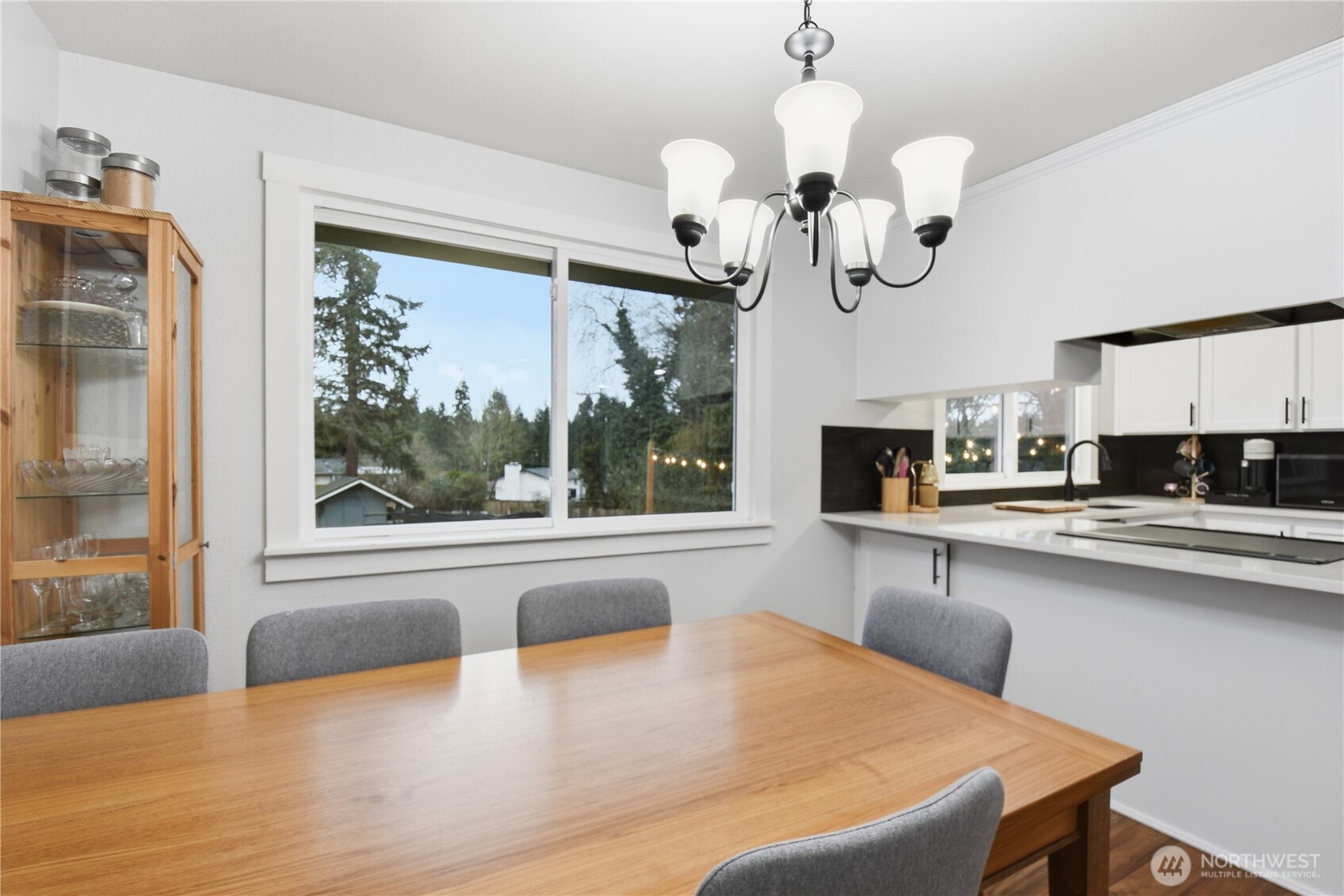 422 216th Street Southwest Bothell, WA 98021 - Photo 6 of 22