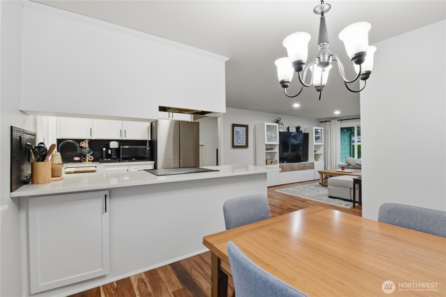 422 216th Street Southwest Bothell, WA 98021 - Photo 7 of 22