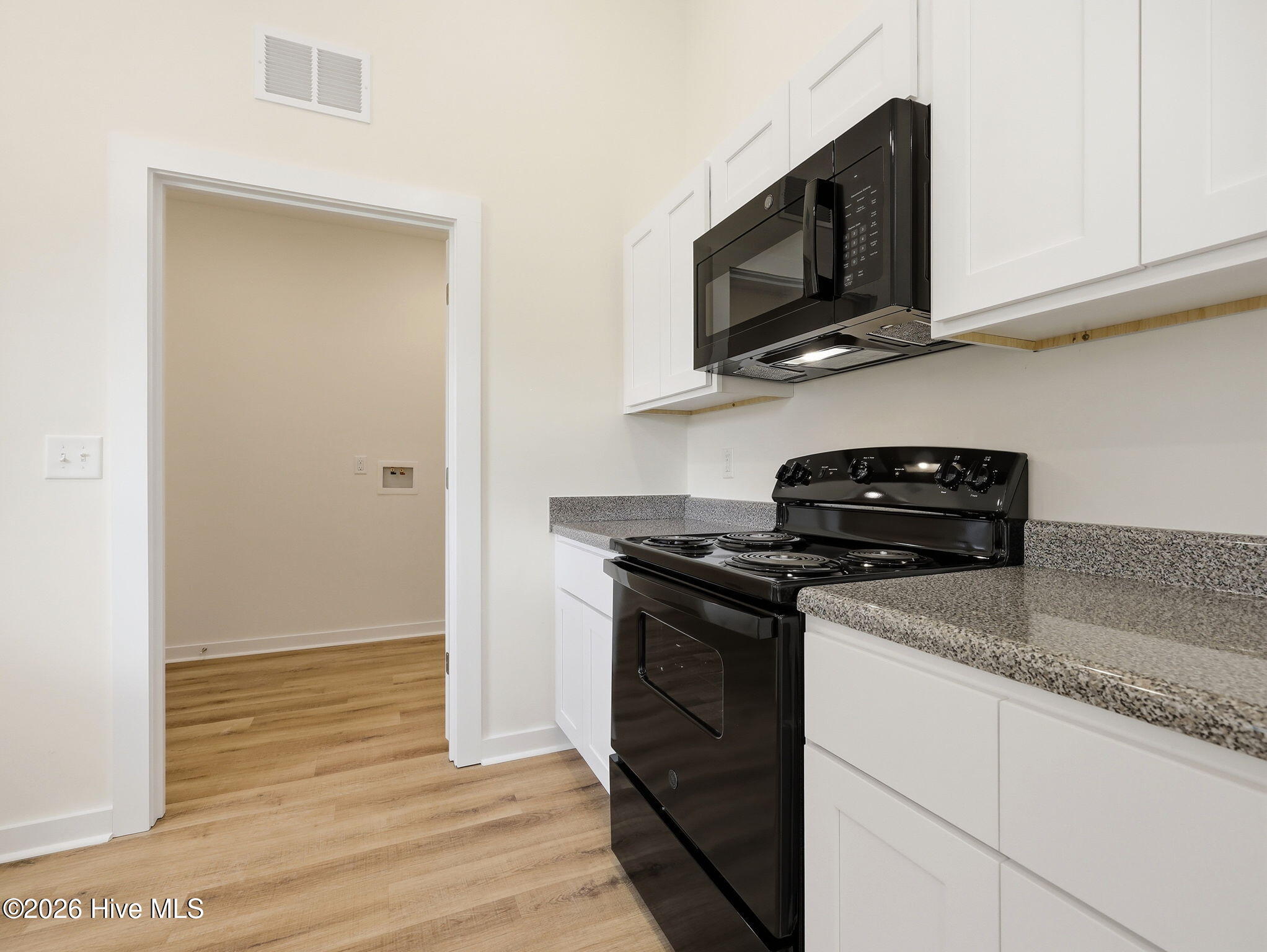 113 North Kings Street Hubert, NC 28539 - Photo 12 of 44