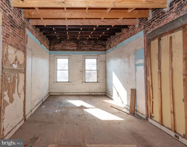 $25,000 | 2818 East Madison Street, Baltimore, MD 21205