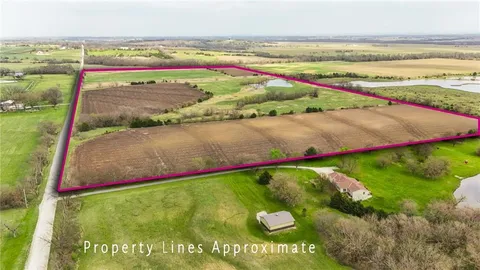 $599,000 | 3850 Thomas Road, Wellsville, KS 66092