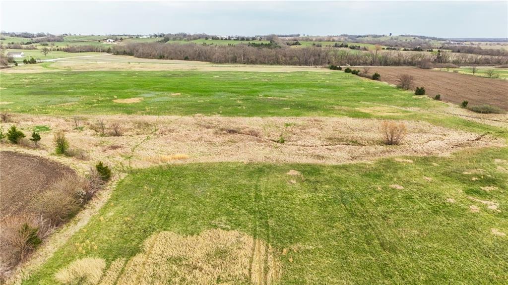 3850 Thomas Road Wellsville, KS 66092 - Photo 14 of 22