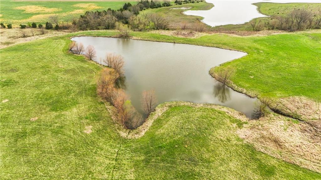 3850 Thomas Road Wellsville, KS 66092 - Photo 2 of 22