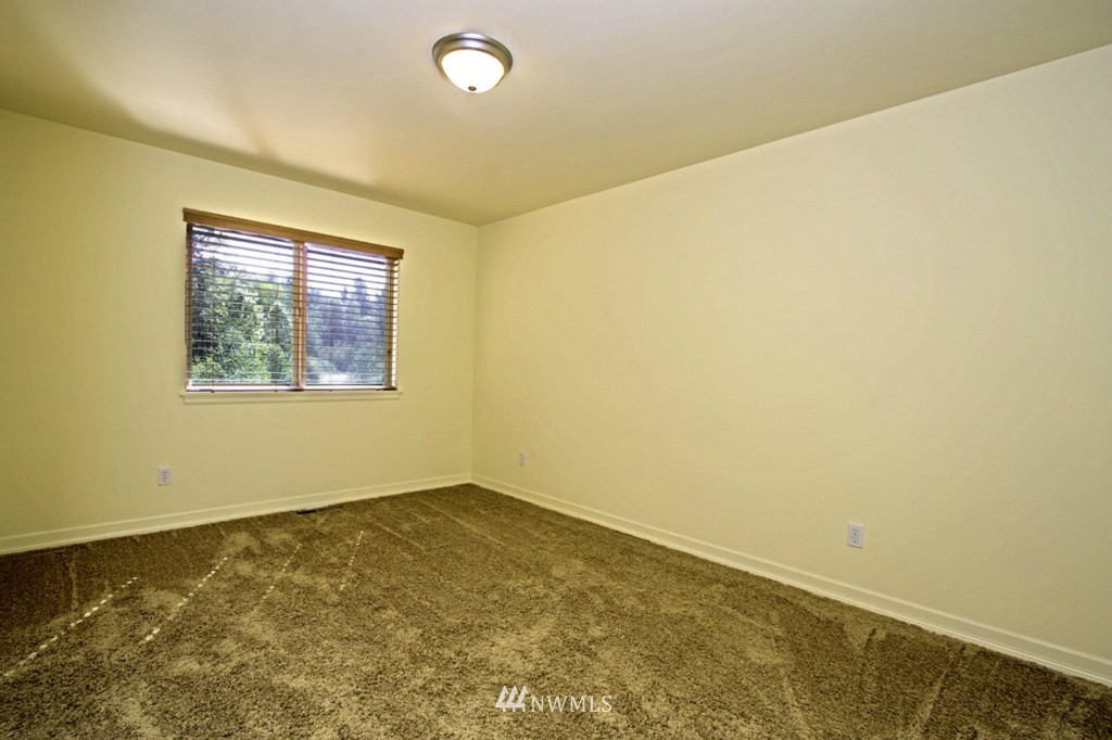 39911 Templin Road South Roy, WA 98580 - Photo 12 of 23 Gallery Image 12