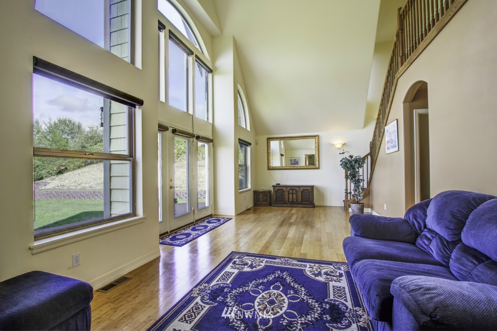 39911 Templin Road South Roy, WA 98580 - Photo 4 of 23 Gallery Image 4