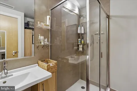 $459,000 | 1133 14th Street Northwest, Unit 806, Washington, DC 20005