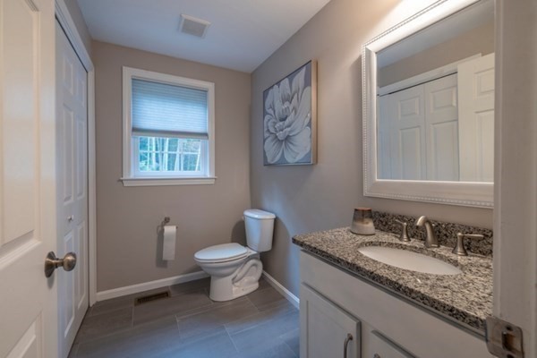 32 Kallio Path Pembroke, MA 02359 - Photo 11 of 33