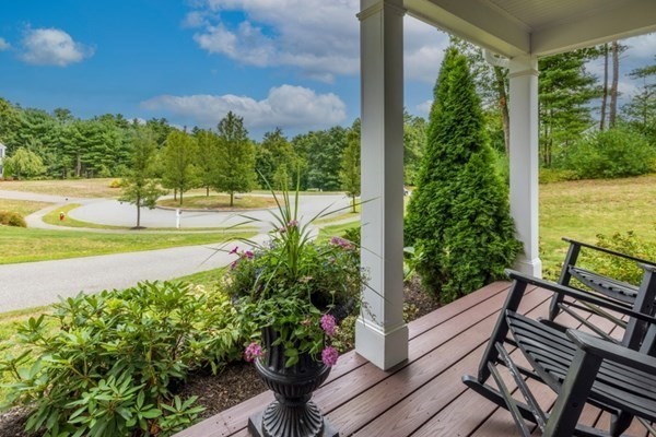 32 Kallio Path Pembroke, MA 02359 - Photo 3 of 33