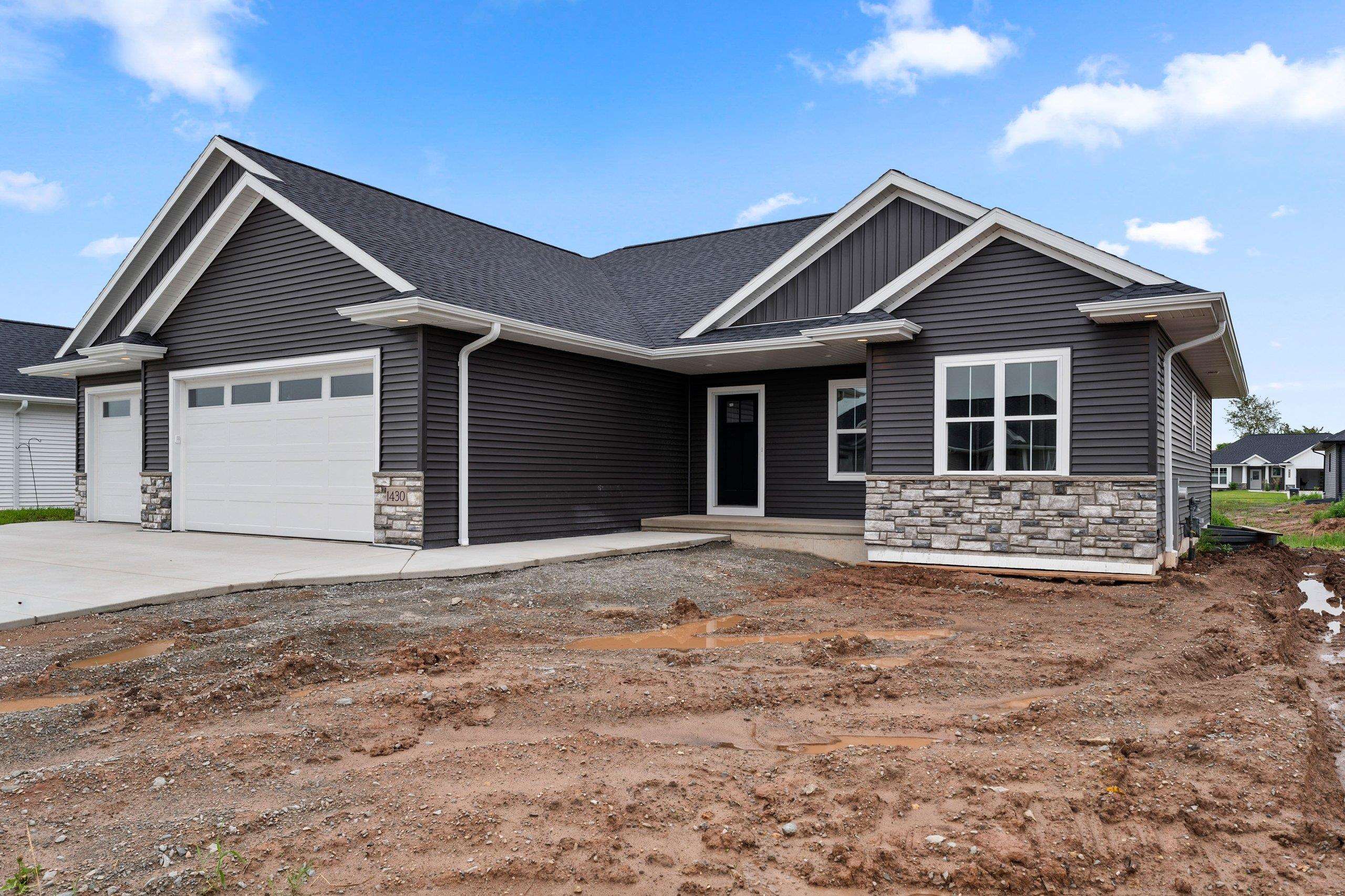 1430 Divinity Drive De Pere, WI 54115 - Photo 41 of 46