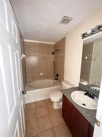 $2,000 | 3460 Castle Stone Court, Valrico, FL 33594