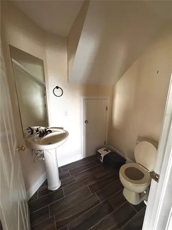 $2,000 | 3460 Castle Stone Court, Valrico, FL 33594