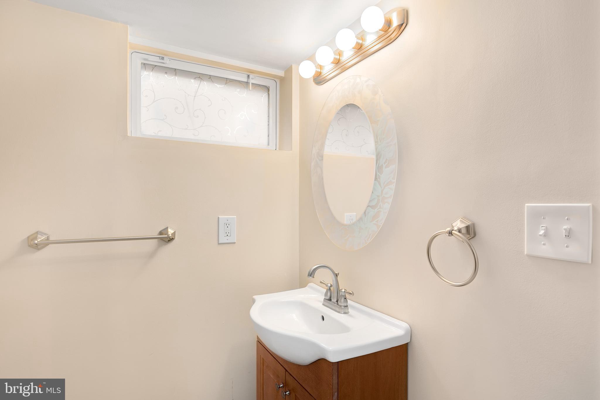 1 Circle Road Baltimore, MD 21226 - Photo 10 of 26 Gallery Image 10