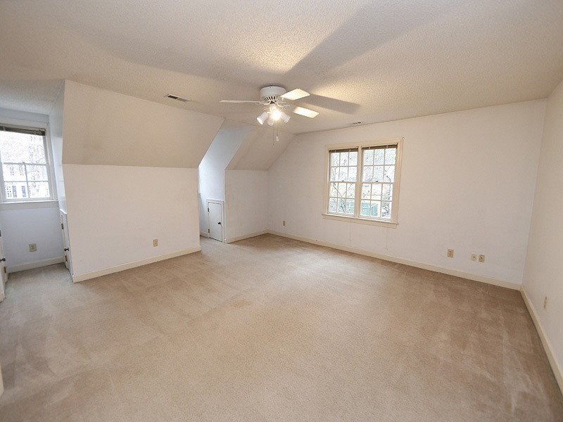 2517 Harptree Court Raleigh, NC 27613 - Photo 10 of 14 Photo 10