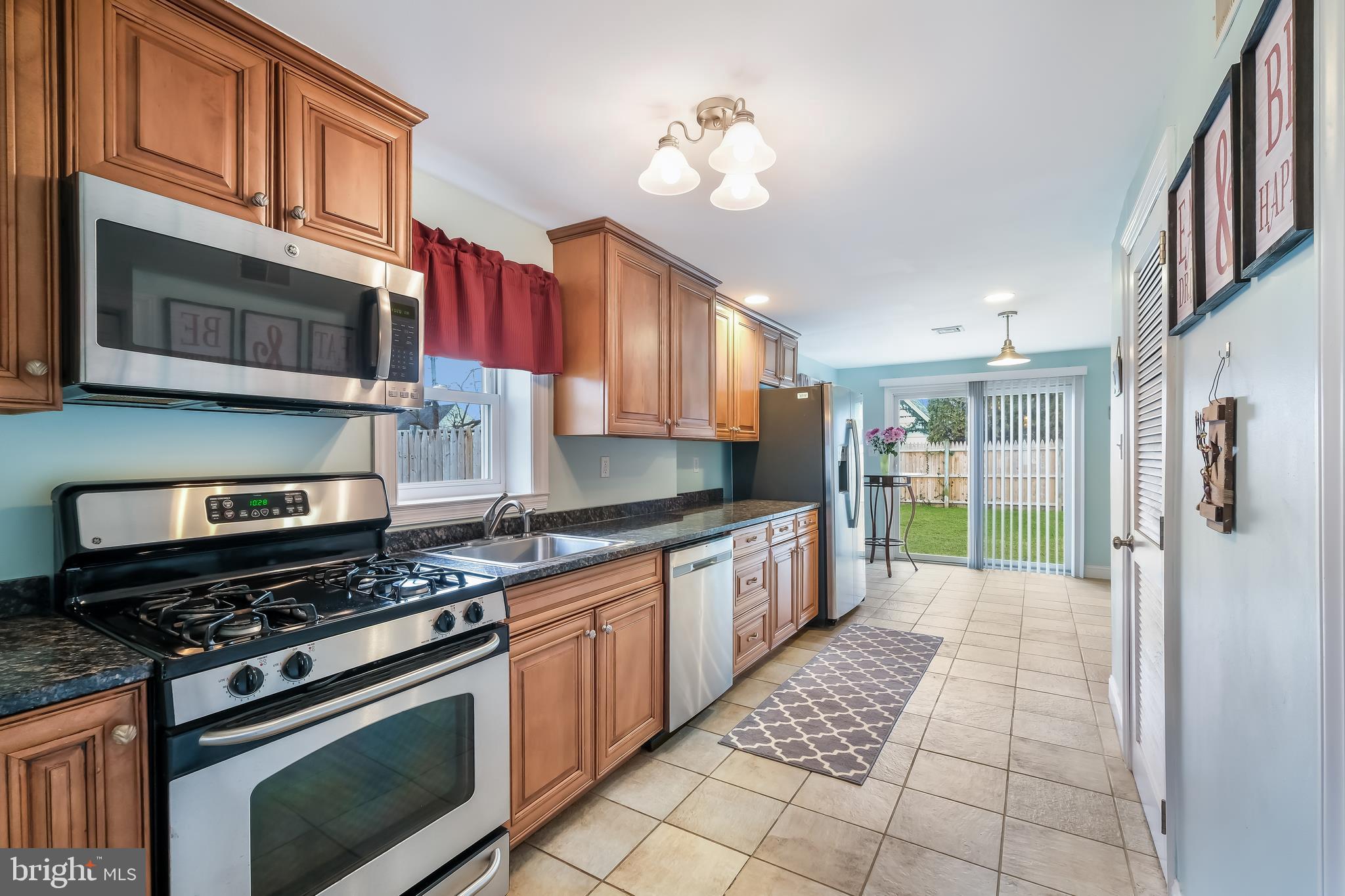 2732 Springhill Road Secane, PA 19018 - Photo 18 of 34 Gallery Image 18
