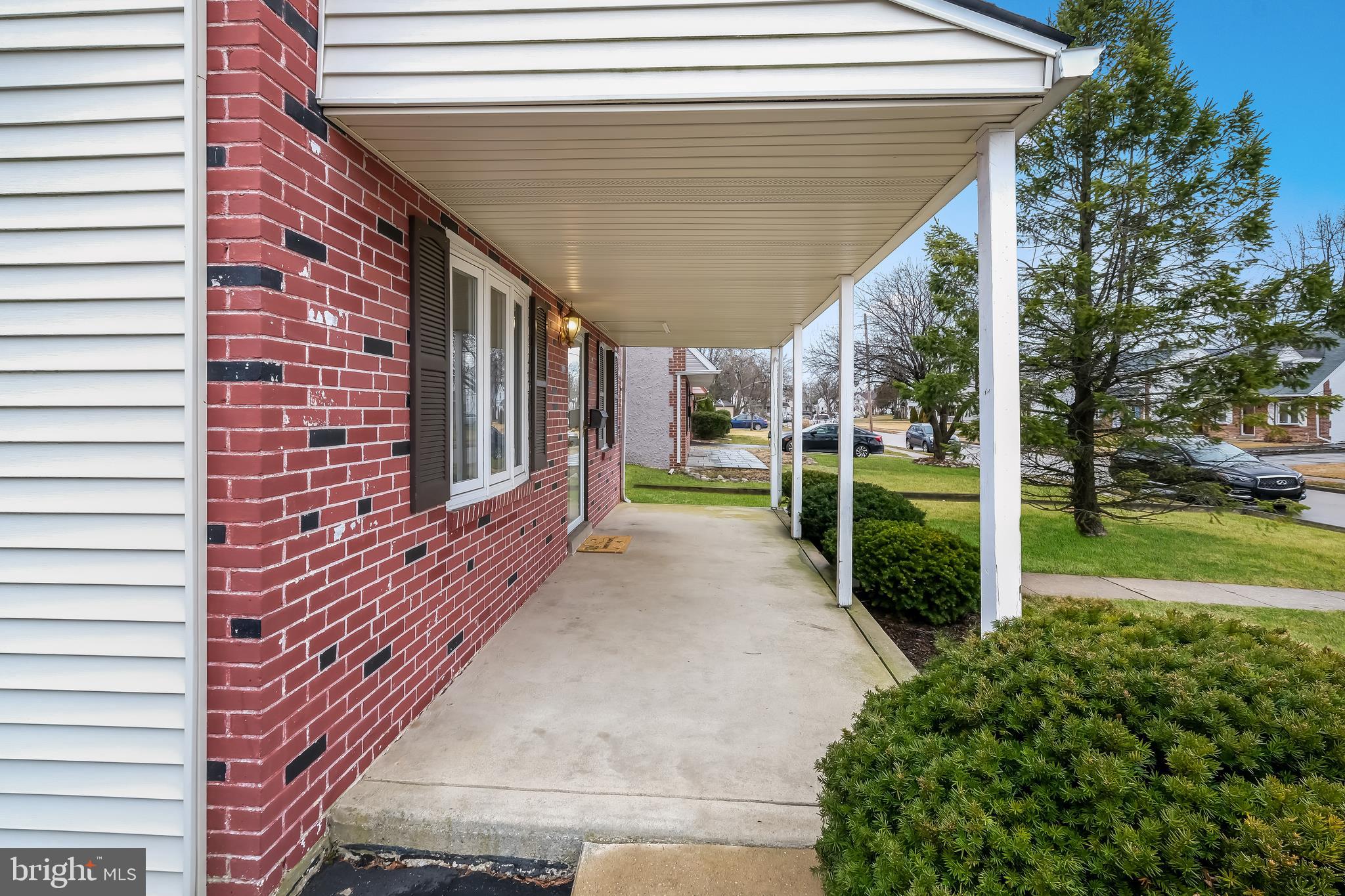 2732 Springhill Road Secane, PA 19018 - Photo 6 of 34 Gallery Image 6