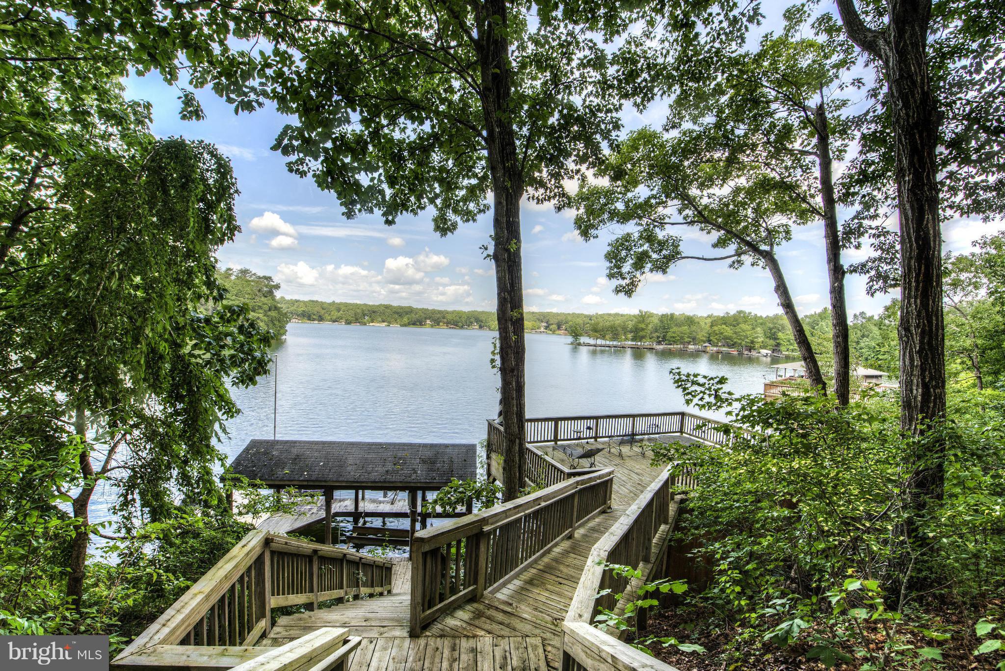 588 Douglas Road Mineral, VA 23117 - Photo 3 of 30 amazing views of Lake Anna