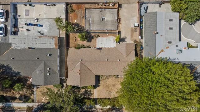 $4,700 | 9601 Corbin Avenue, Northridge, CA 91324