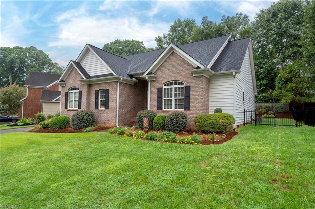 4032 Clinard Road Clemmons, NC 27012 - Photo 2 of 46 Gallery Image 2