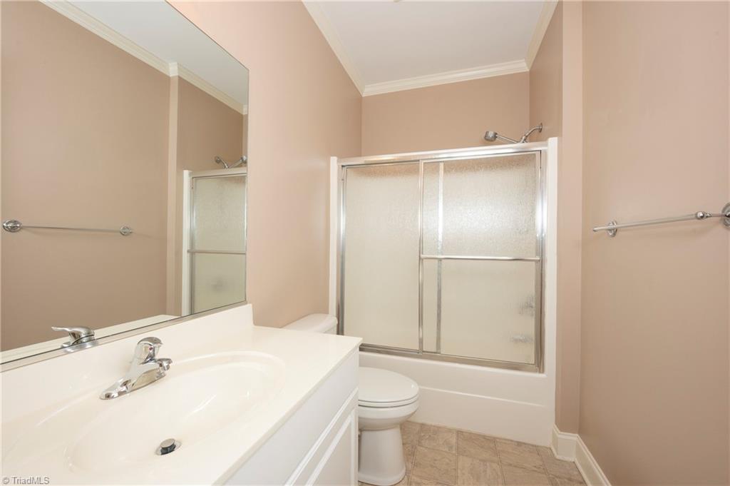 4032 Clinard Road Clemmons, NC 27012 - Photo 38 of 46 Hall Bath