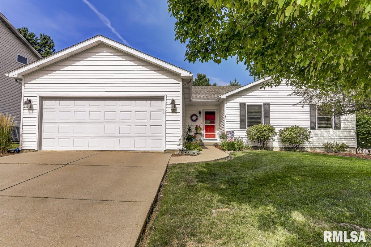 94 Amherst Drive Springfield, IL 62702 - Photo 1 of 34