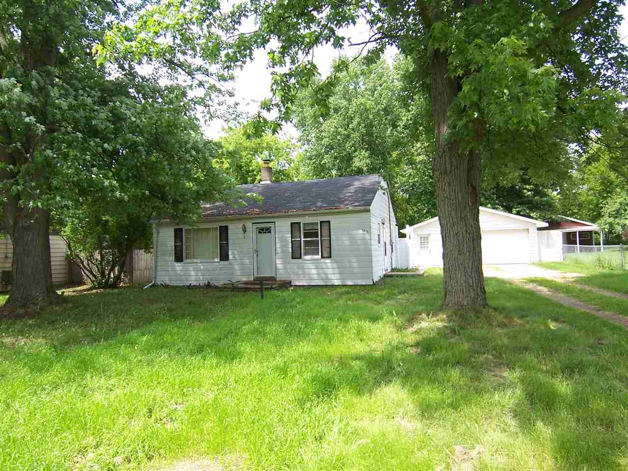 2476 West Dodge Road Clio, MI 48420 - Photo 1 of 20 31383922.JPG