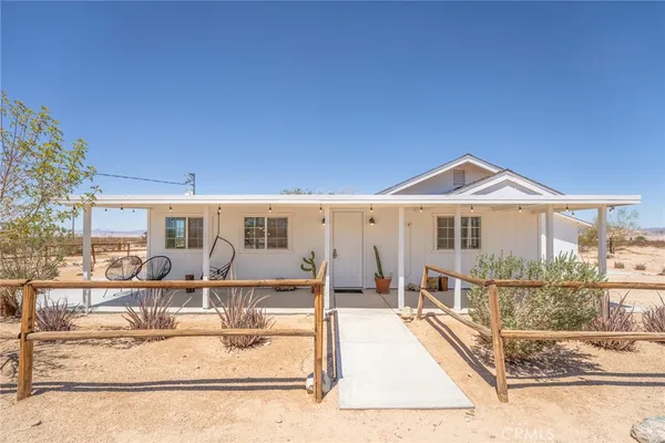 $379,000 | 290 Bluegrass Road, Twentynine Palms, CA 92277