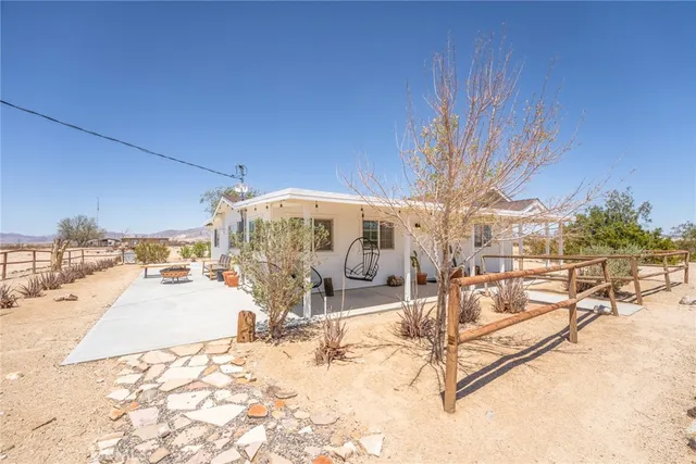 $398,000 | 290 Bluegrass Road, Twentynine Palms, CA 92277