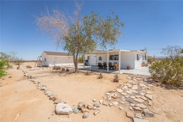 $398,000 | 290 Bluegrass Road, Twentynine Palms, CA 92277