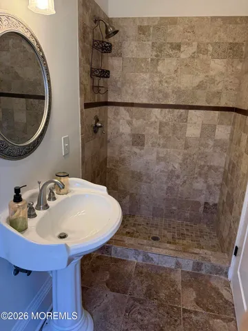 $3,100 | 25 Monmouth Road, Unit 3, Oceanport, NJ 07757