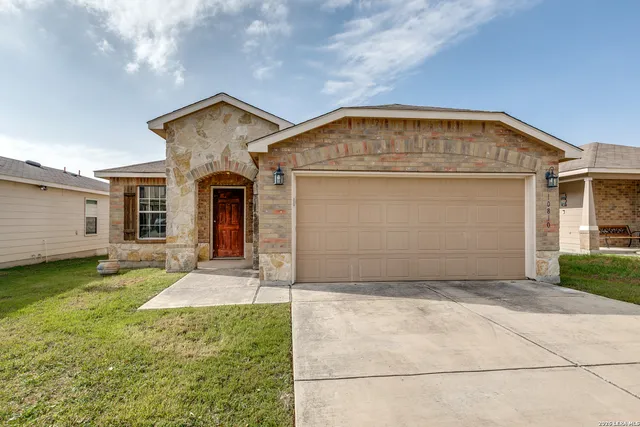 $1,695 | 10810 Gunsel Trail, San Antonio, TX 78245