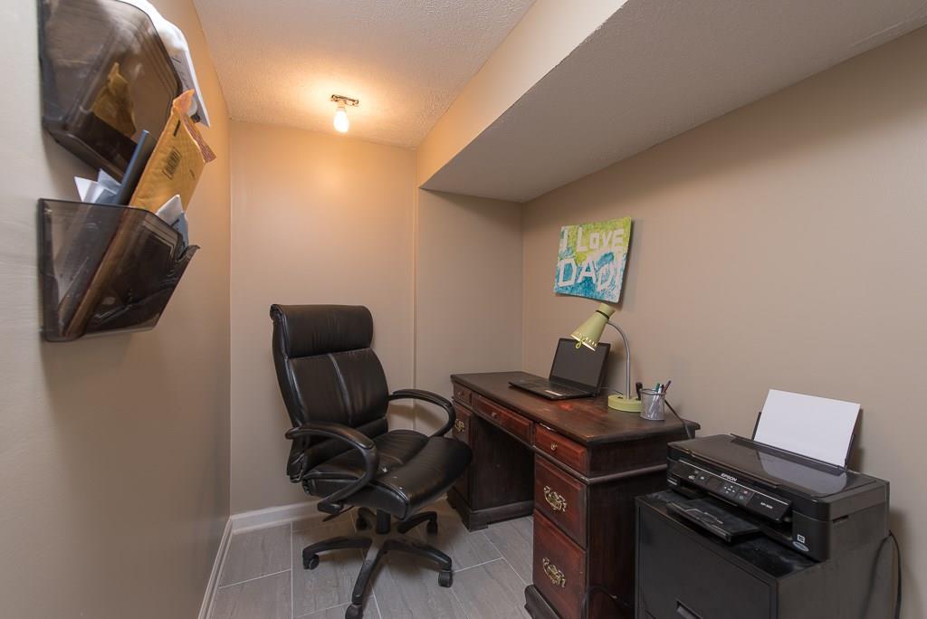 108 Fraser Road Valencia, PA 16059 - Photo 22 of 25 Gallery Image 22