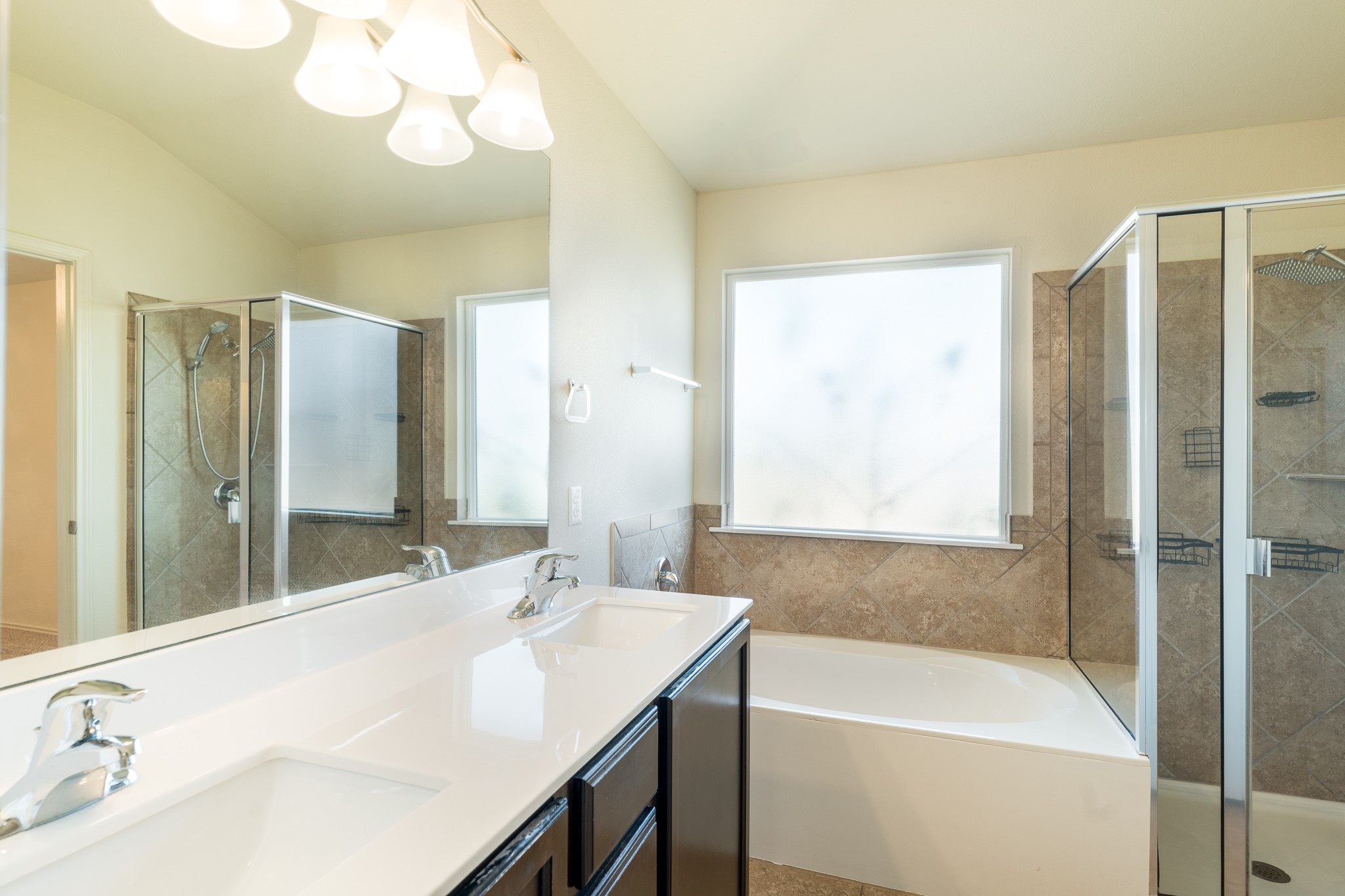201 Geode Lane Jarrell, TX 76537 - Photo 10 of 17 Gallery Image 10