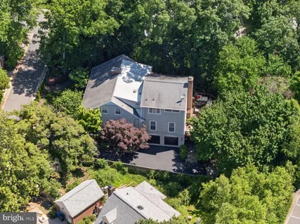 $1,999,000 | 301 Columbia Road, Alexandria, VA 22302