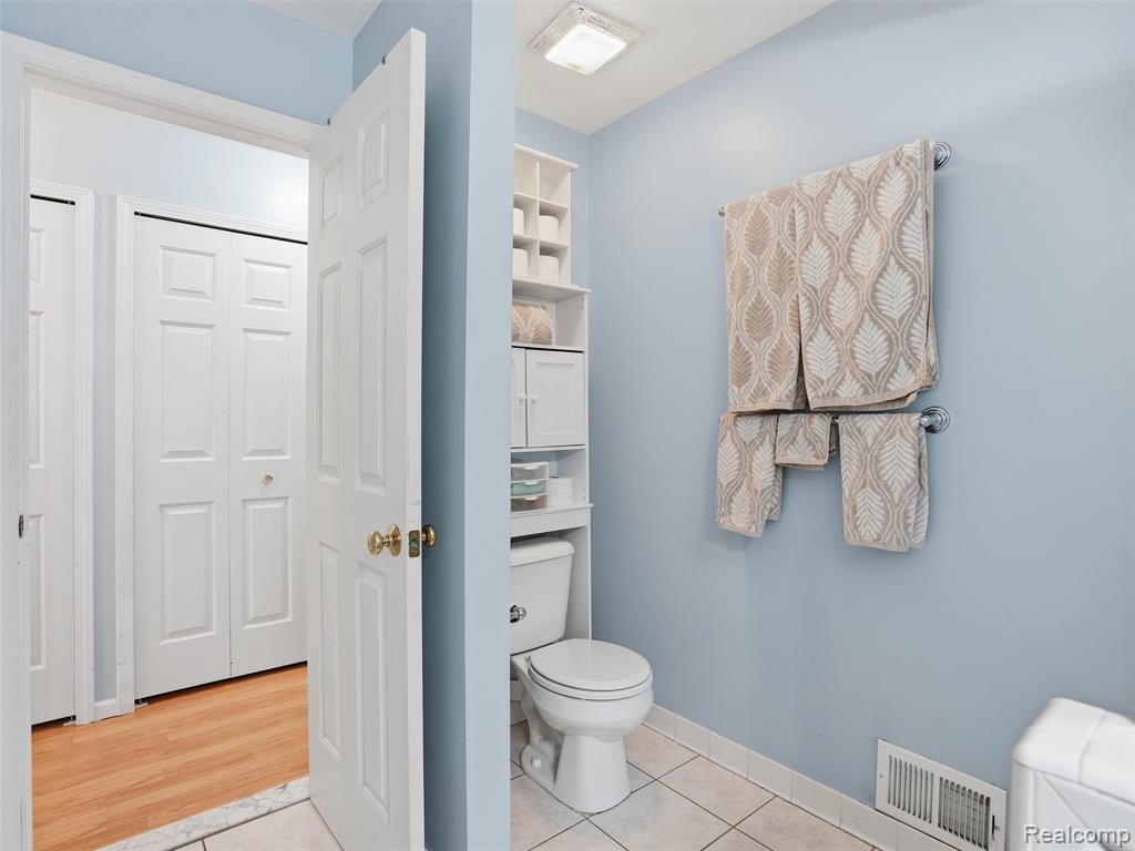 52088 Southview Ridge Macomb, MI 48042 - Photo 40 of 49