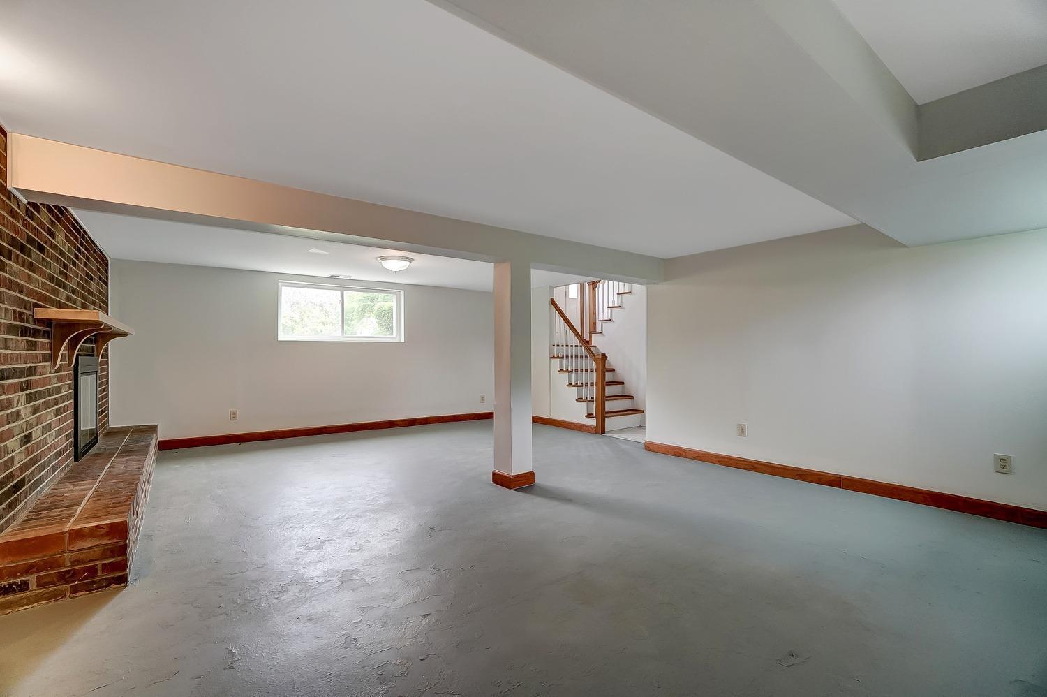 6035 Decker Road Franklin, OH 45005 - Photo 28 of 38
