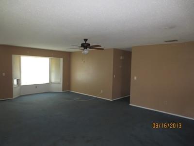 2155 Southeast Rainier Road Port St. Lucie, FL 34952 - Photo 6 of 20 Living room