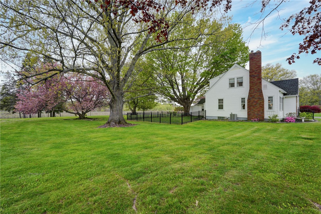4840 Ridge Road Williamson, NY 14589 - Photo 37 of 45