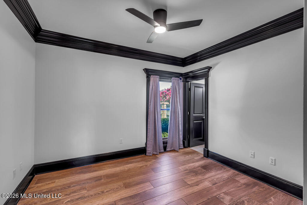 315 Goose Pointe Boulevard Biloxi, MS 39531 - Photo 20 of 26 315GoosePointe-32