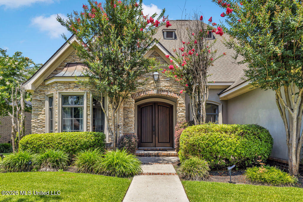 315 Goose Pointe Boulevard Biloxi, MS 39531 - Photo 2 of 26 315GoosePointe-59