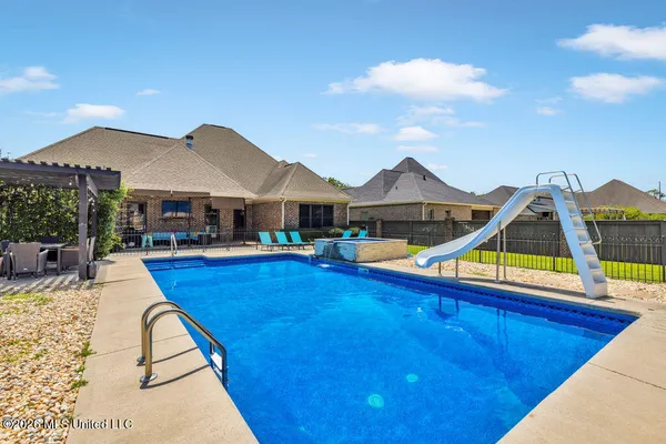 $829,000 | 315 Goose Pointe Boulevard, Biloxi, MS 39531