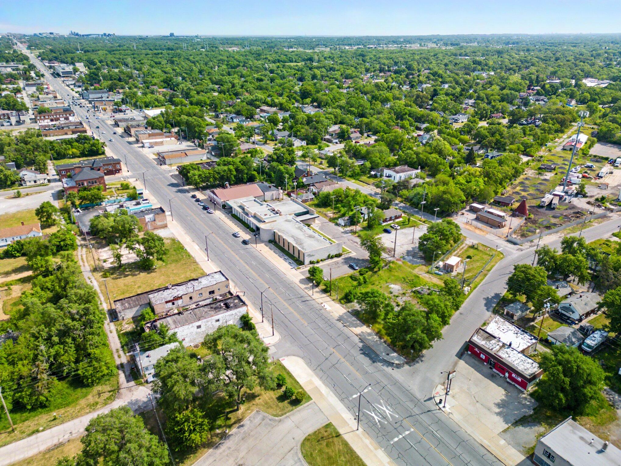 3989 Broadway Gary, IN 46409 - Photo 9 of 12 2038x1529