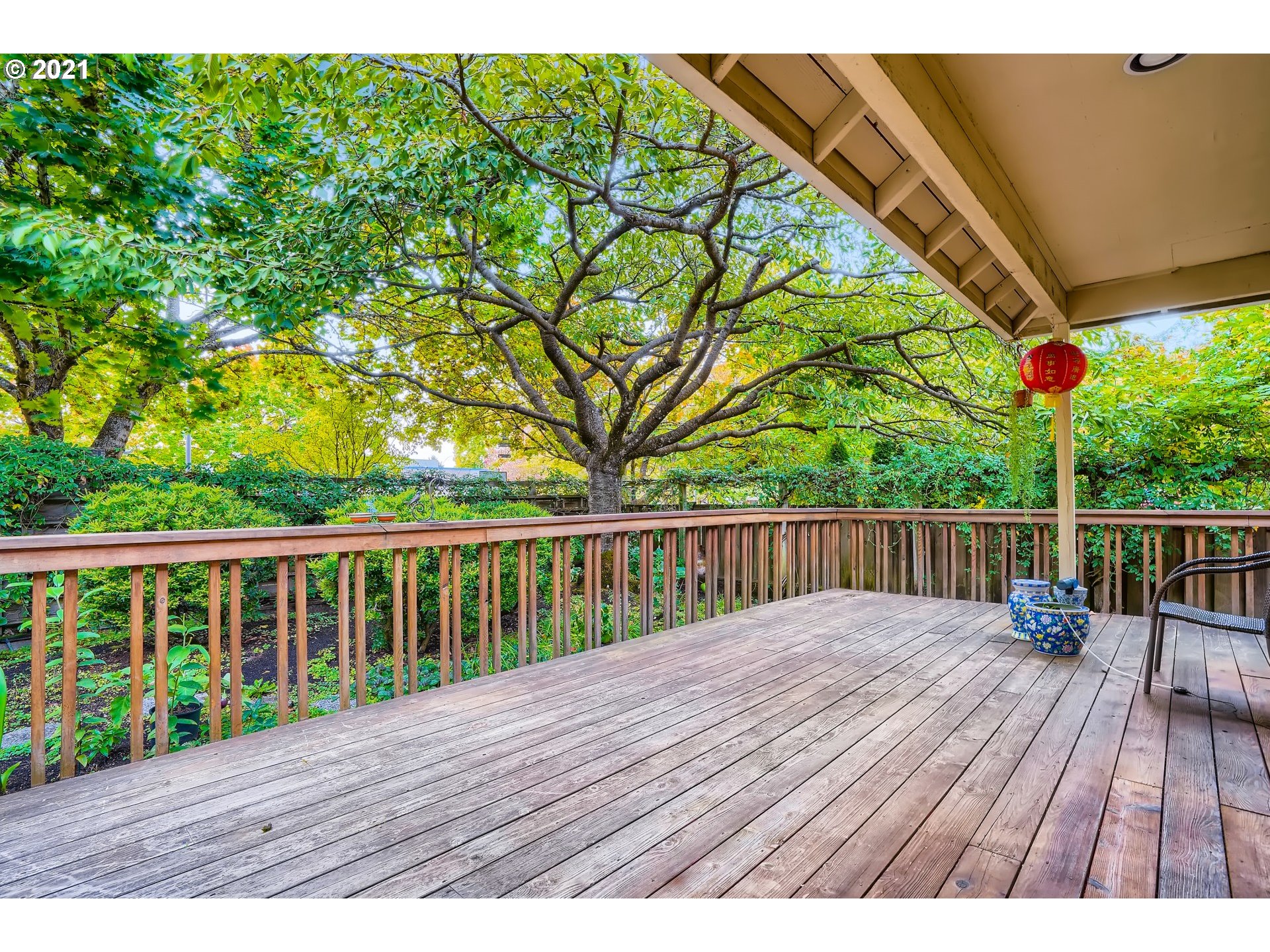 545 Southwest 167th Avenue Beaverton, OR 97006 - Photo 27 of 32 a view of balcony with wooden floor