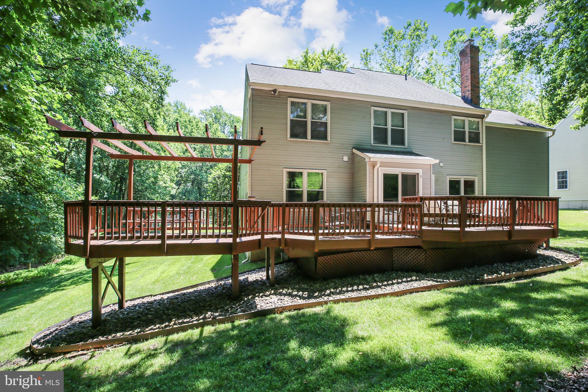 701 Kersey Road Silver Spring, MD 20902 - Photo 50 of 66 Huge deck.
