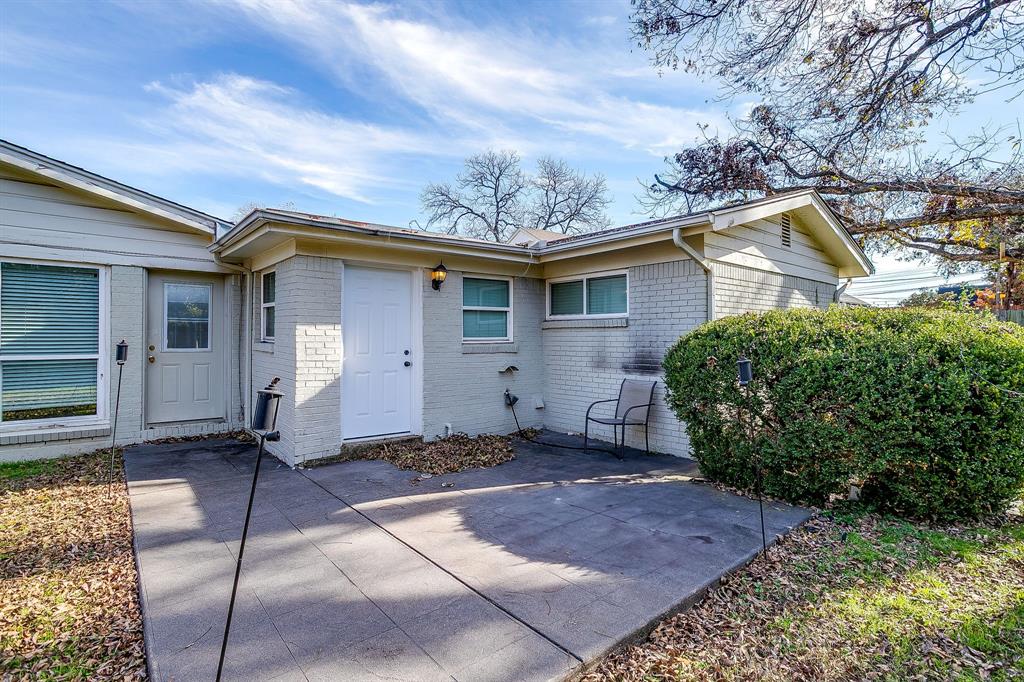 3612 Winston Road Fort Worth, TX 76109 - Photo 38 of 40 a front view of a house with a yard