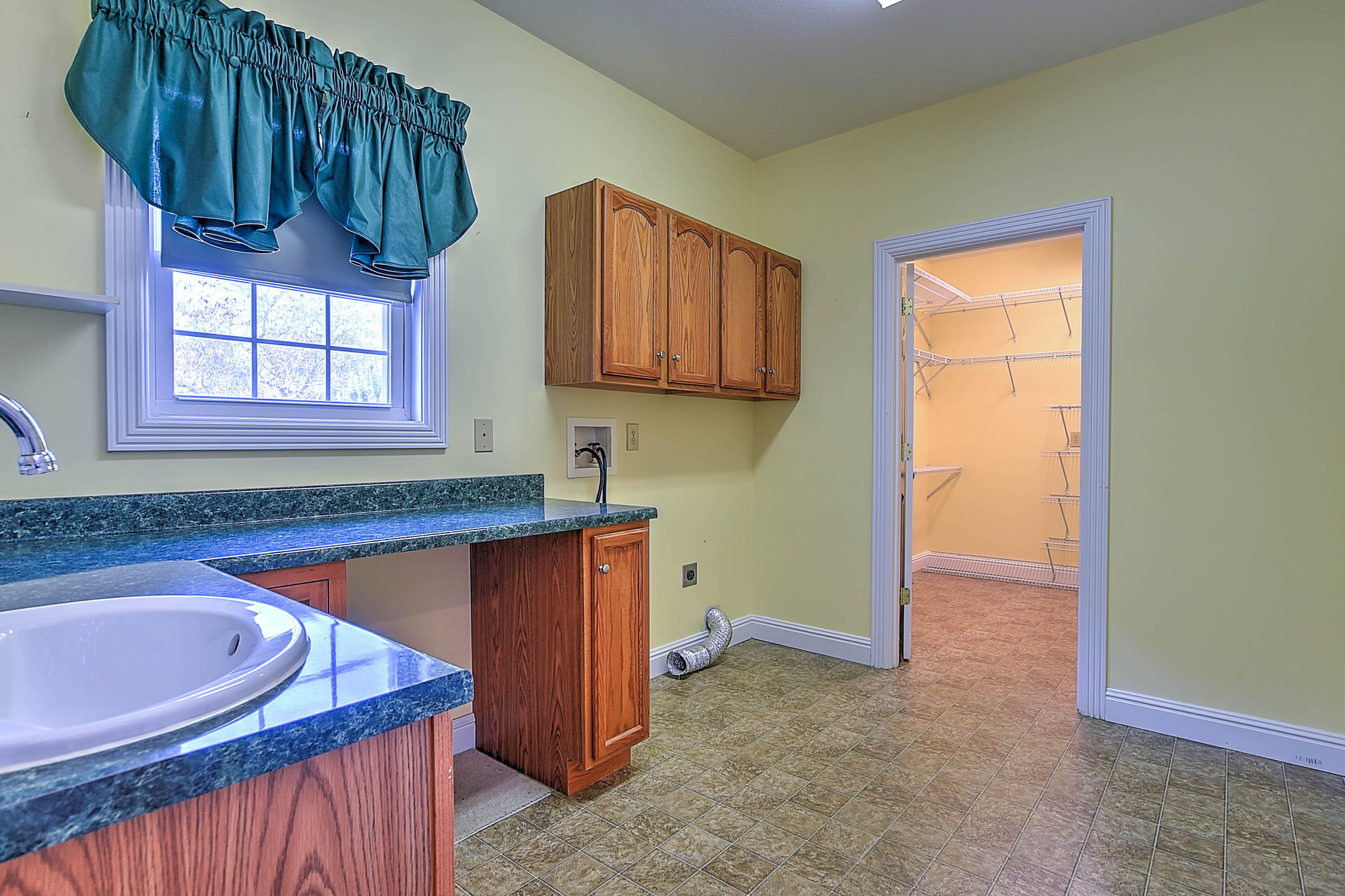 74 West Ridgefield Court Greeneville, TN 37745 - Photo 14 of 35 14