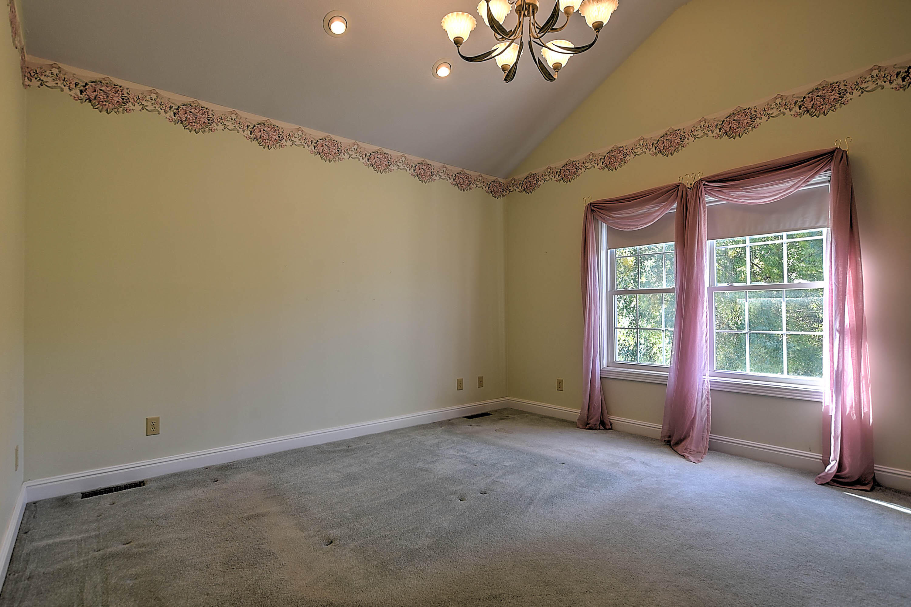 74 West Ridgefield Court Greeneville, TN 37745 - Photo 16 of 35 16