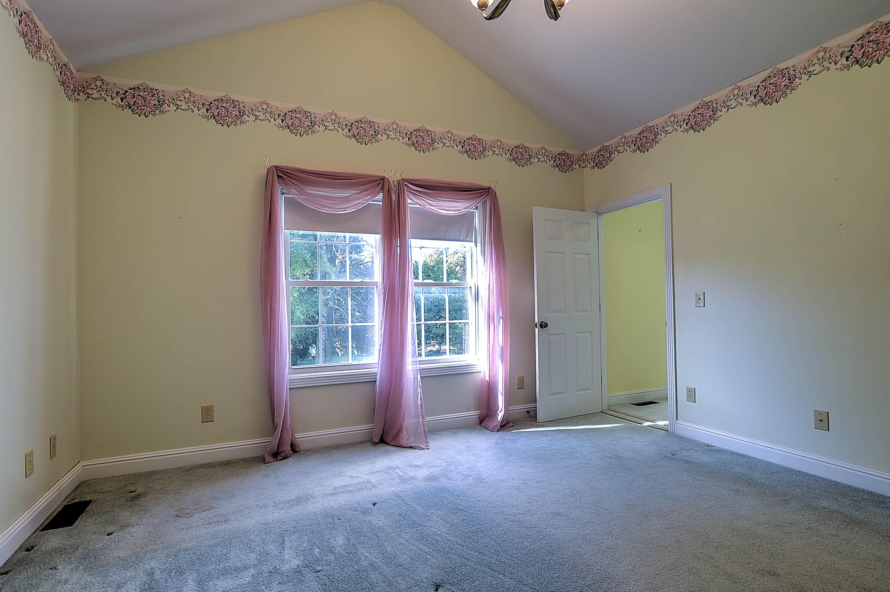 74 West Ridgefield Court Greeneville, TN 37745 - Photo 17 of 35 17